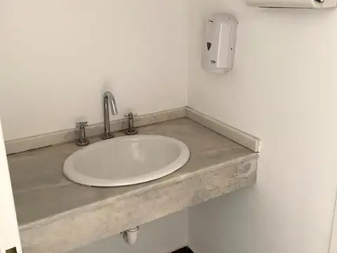 Oficina en Venta en San Justo, USD 60.000