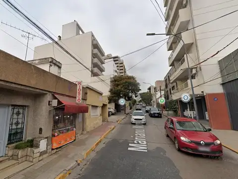 Mariano Moreno 300