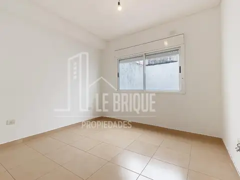 Depto Tipo Casa en Venta al Oeste