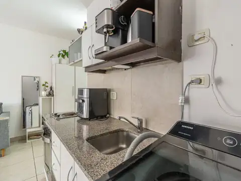 Mariano Acha 2200, Piso 1