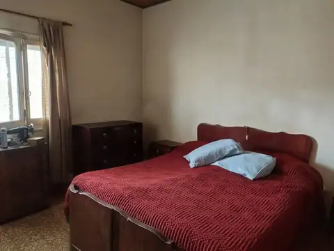 Casa en Venta con 5 cocheras