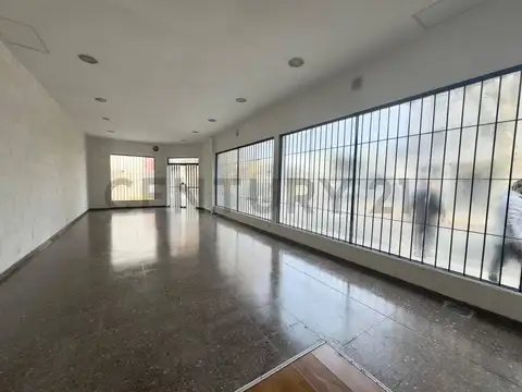 Local en Venta 31 años