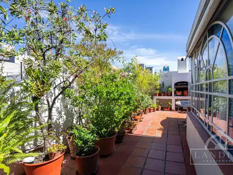 Venta PH Reciclado 5 Ambientes con Terraza en Belgrano Pasaje Arribeños