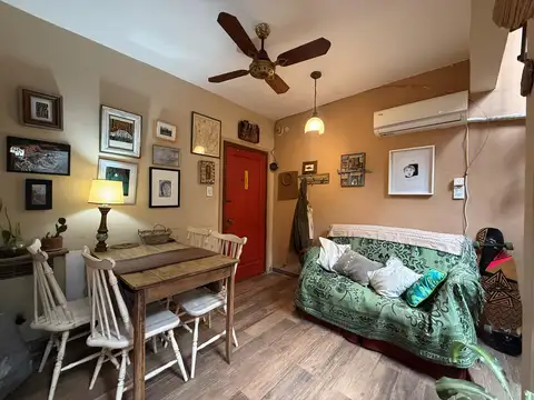 Venta PH de 2 dormitorios en zona Centro. Patio y Terraza