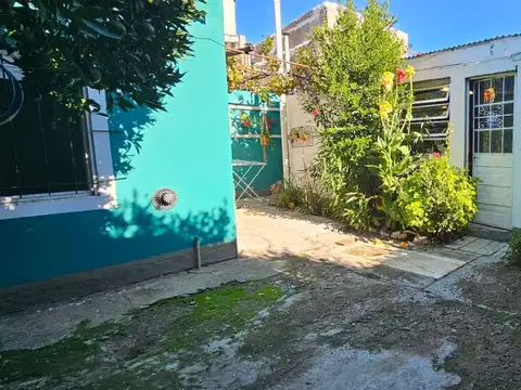 En Venta/ Casa  de 3  dormitorios en  villa  Arias