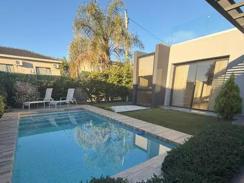 Casa en Venta de 4 dormitorios
