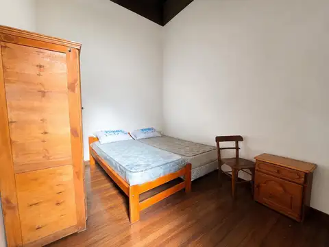 Depto Tipo Casa 12 ambientes con 4 baños