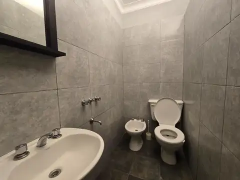 Depto Tipo Casa en Venta 95 años
