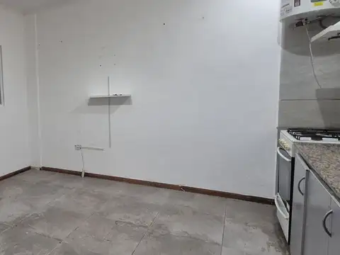 Depto Tipo Casa en Alquiler de 3 ambientes
