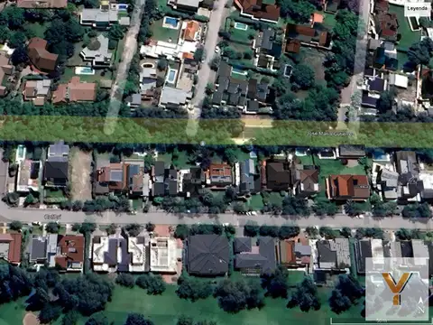 Terreno en Venta 33  mts Fondo