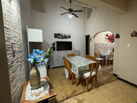 Depto Tipo Casa en Venta 72 años