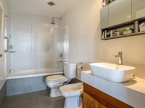 Departamento en Venta en Olivos Vías/Río, USD 210.000