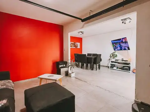 Depto Tipo Casa en Venta de 4 ambientes