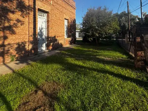 VENTA CASA ANTIGUA 3 DORMITORIOS HUMBOLDT
