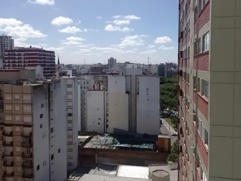 Diagonal Alberdi Sur 2336 , Piso 14