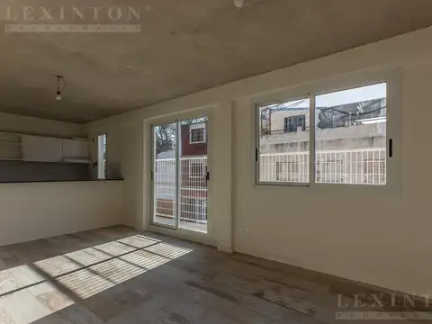 Depto Tipo Casa en Venta en Parque Chas, USD 227.000