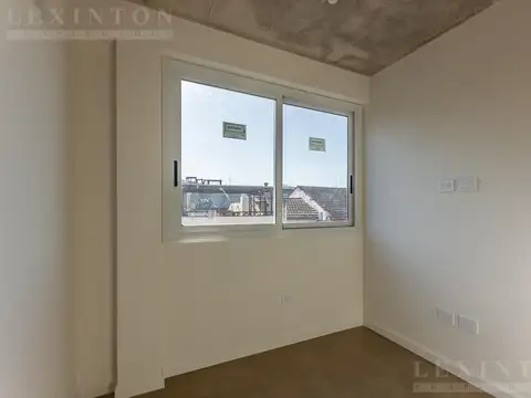Depto Tipo Casa en Venta de 5 ambientes
