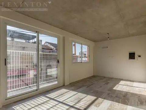 Depto Tipo Casa en Venta de 5 ambientes