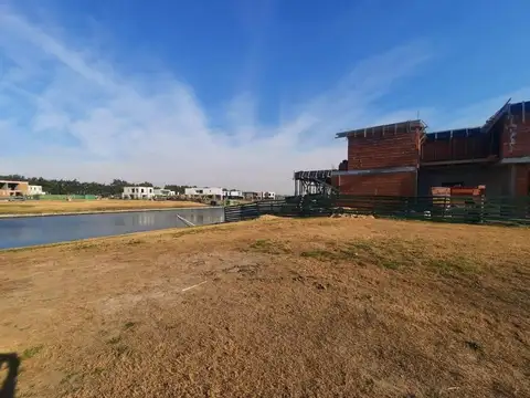 Terreno en Venta en Nordelta Carpinchos, USD 399.000