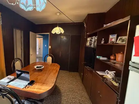 Casa 11 ambientes con 3 baños