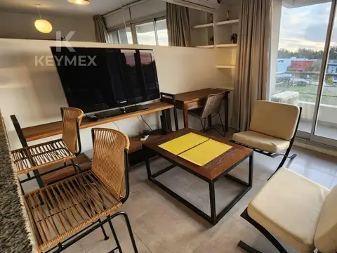 Departamento en Alquiler con 1 cochera