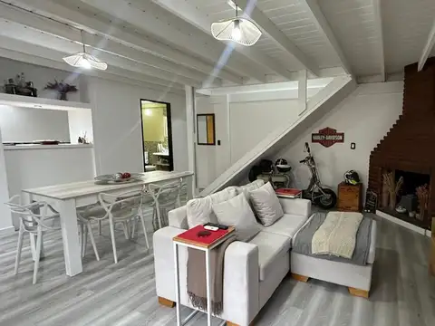 Depto Tipo Casa 3 ambientes con 1 baño