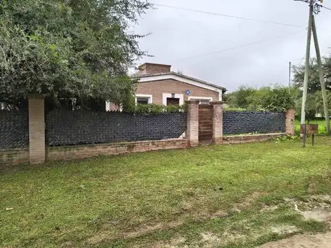 CASA 3 DORM CON PILETA ANISACATE APTA CREDITO