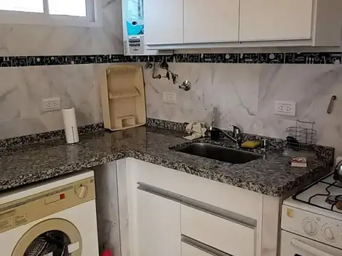 Casa 2 ambientes con 1 baño