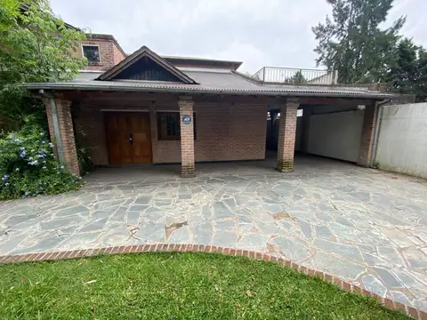 Quinta en Venta en Barrio Parque Leloir, USD 310.000