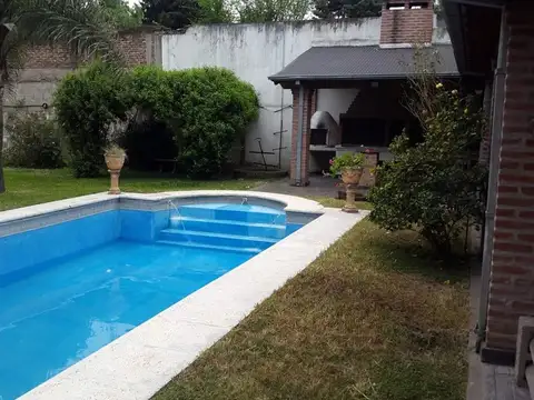 VENTA QUINTA 6 AMBIENTES VILLA UDAONDO-PARQUE LELO