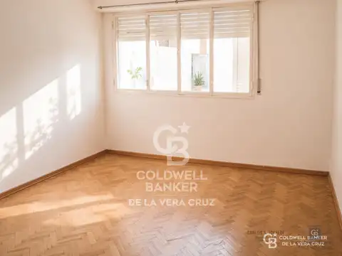 Departamento a pasos de la Municipalidad