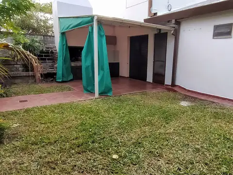 Calle 21 Iriondo 100