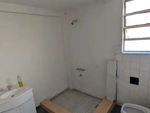 Depto Tipo Casa 5 ambientes con 2 baños