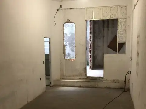 OPORT  PH y/o Local de 420m2. Sin Exp. Vivienda o Comercial.