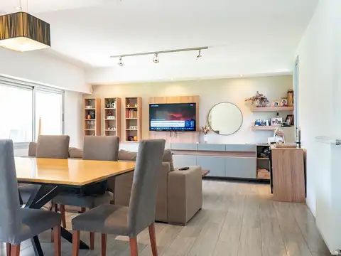 Casa 4 ambientes con 2 baños