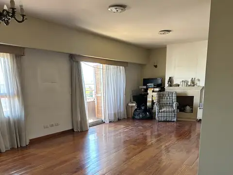 JUNCAL 2300, Piso 15