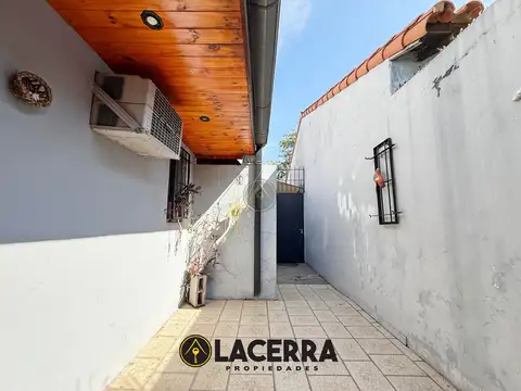 Depto Tipo Casa en Venta con 1 cocheras