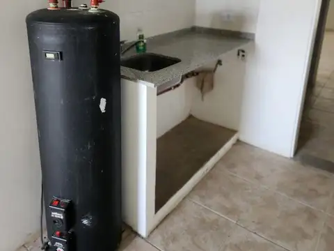 Oficina 3 ambientes con 2 baños