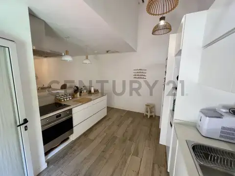 Departamento en Venta en Parque Chacabuco, USD 218.000
