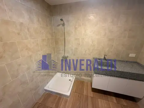 Galpon en Venta 17  mts Frente