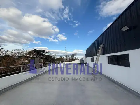 Galpon en Venta 38  mts Fondo