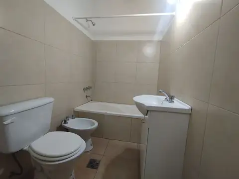 Depto Tipo Casa en Alquiler 16 años