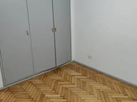 Departamento en Alquiler en Flores Norte, $ 700.000