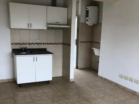 Departamento en Alquiler en Grand Bourg, $ 420.000