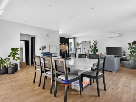 Casa 5 ambientes con 2 baños