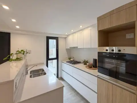 Depto Tipo Casa 5 ambientes con 3 baños