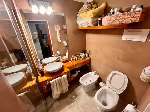 Casa en Venta-  3 amb con patio y piscina.  V  Ballester