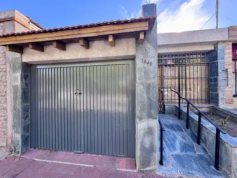 CASA EN VENTA, GODOY CRUZ, A RECICLAR