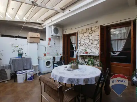 Depto Tipo Casa en Venta con 1 cocheras