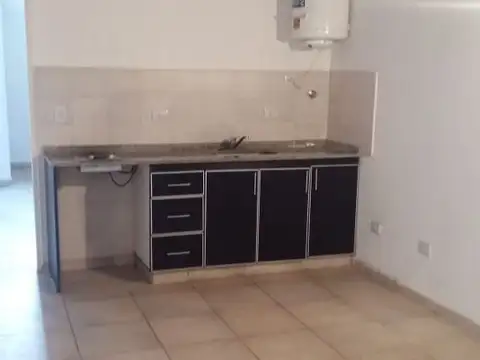 7 DEPARTAMENTOS EN VENTA Y 2 LOCALES EN VENTA - EN BLOCK
